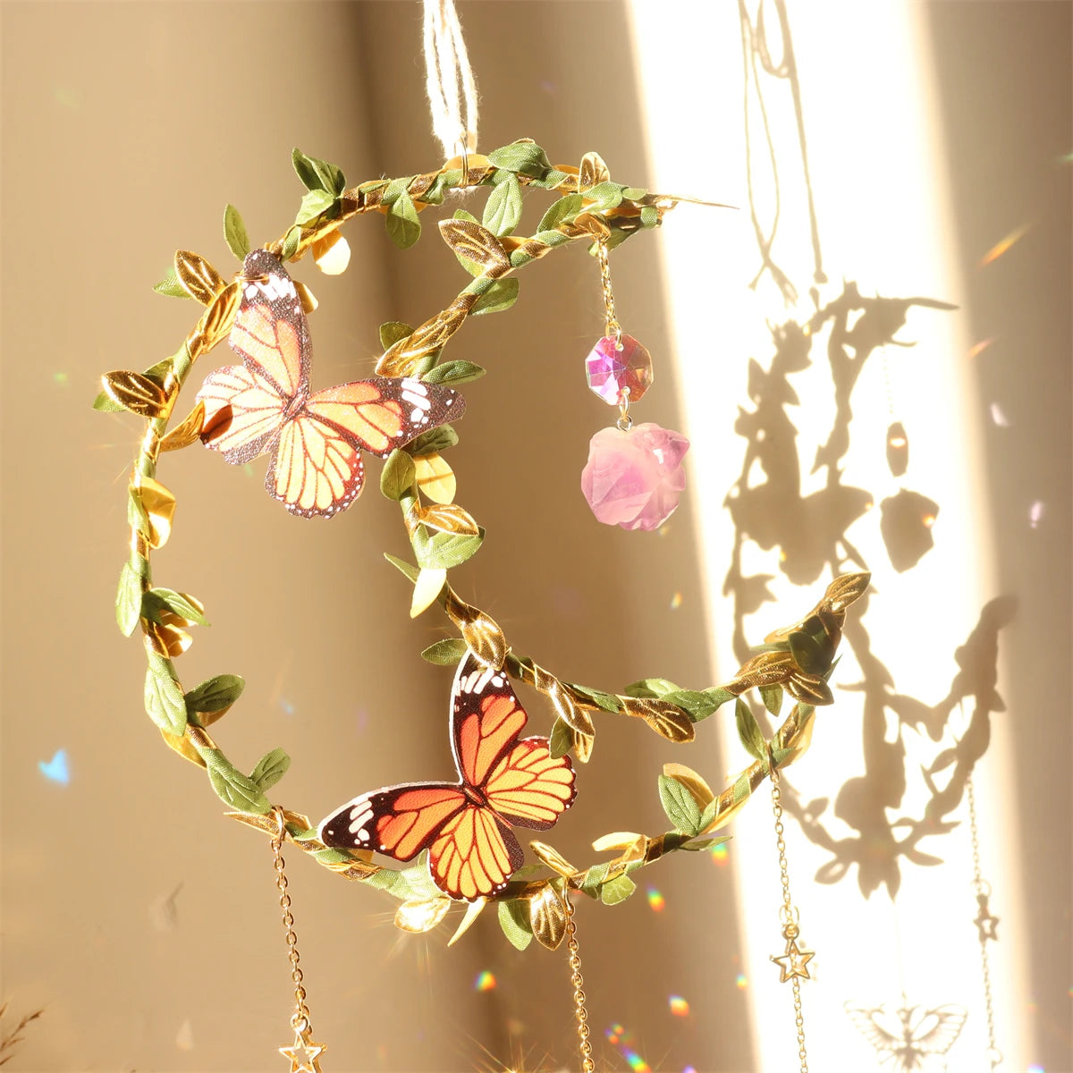 New Vine winding Butterfly Crystal Wind Chime Star Moon Hanging Rainbow Chaser Dream Catcher Home Garden Decor Windchimes