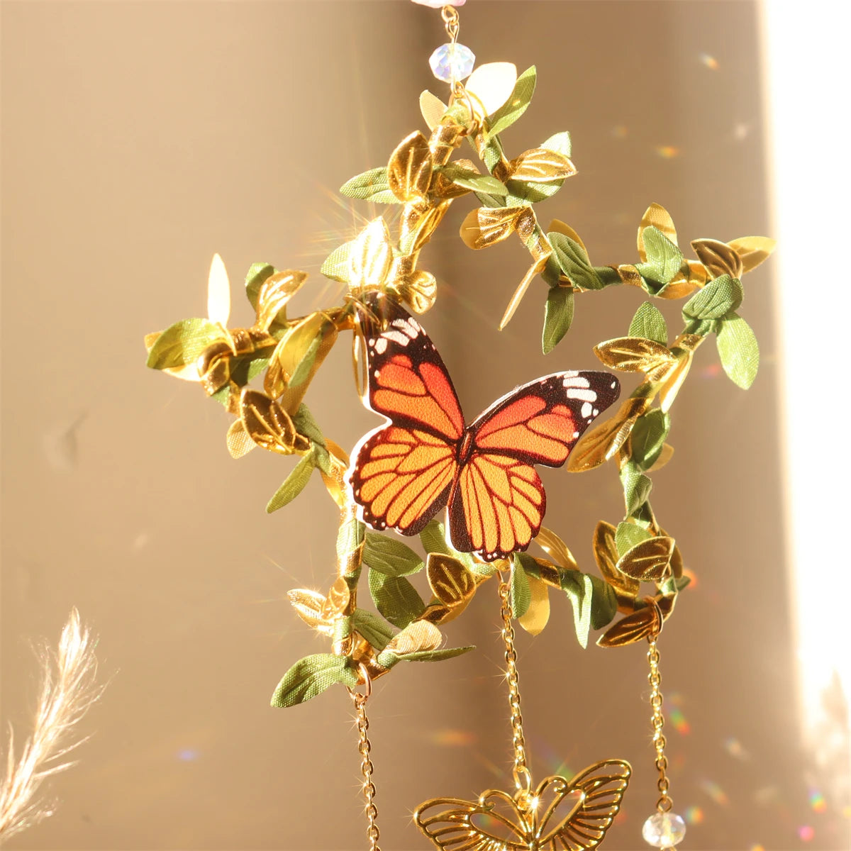 New Vine winding Butterfly Crystal Wind Chime Star Moon Hanging Rainbow Chaser Dream Catcher Home Garden Decor Windchimes