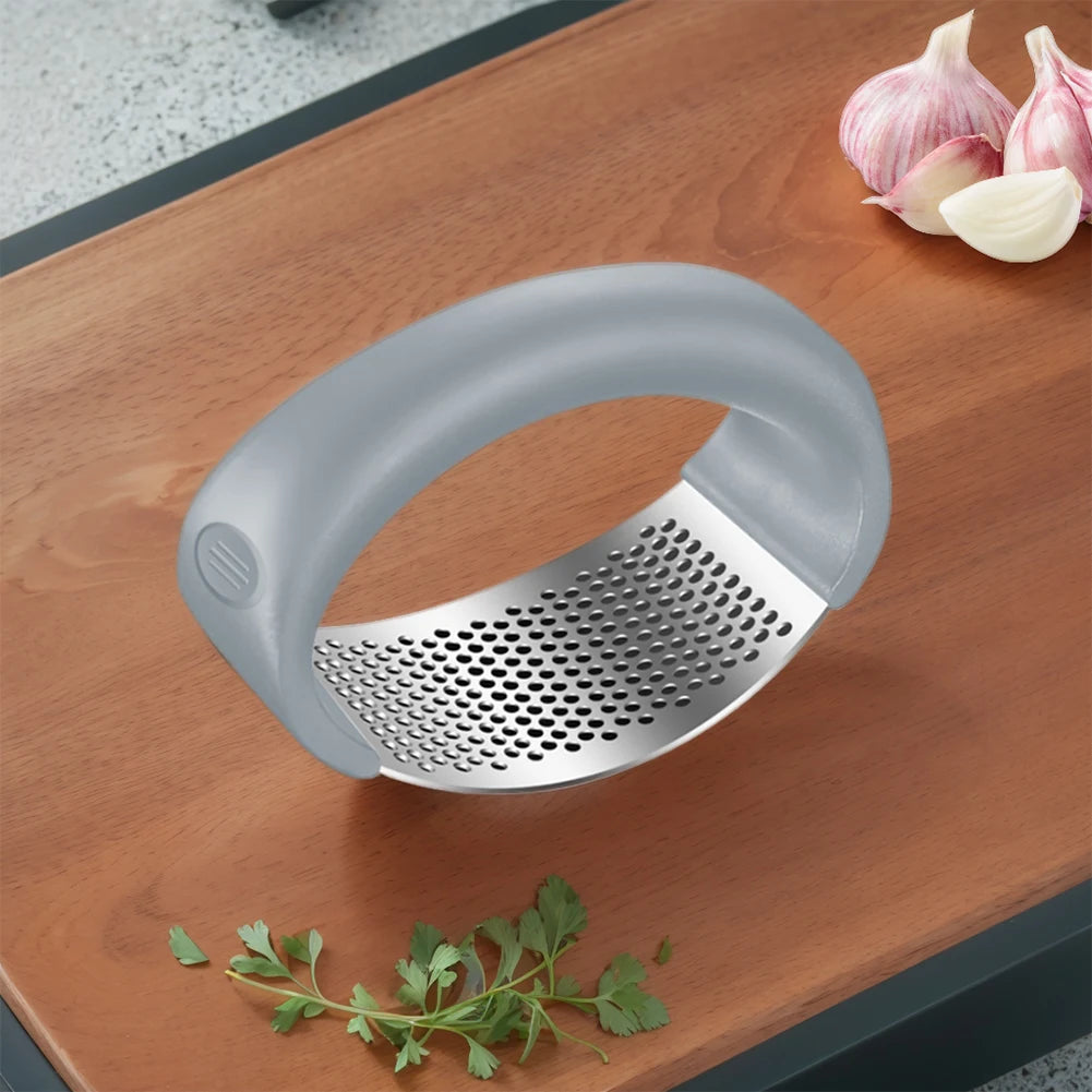 Stainless Steel Garlic Masher Manual Garlic Chopper Curve Garlic Press Crusher for Fruit Vegetable Kitchen Gadget Accessories