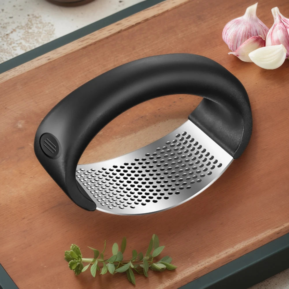 Stainless Steel Garlic Masher Manual Garlic Chopper Curve Garlic Press Crusher for Fruit Vegetable Kitchen Gadget Accessories