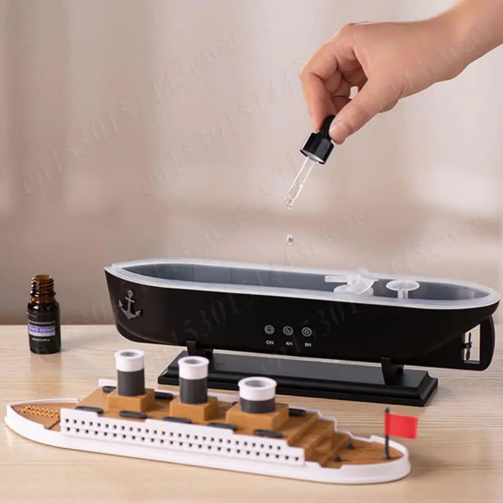 Ship Model Decoration Air Humidifier 250ml Ocean Liner Essential Oil Diffuser Jellyfish Smoke Ring Spray Aroma Diffuser For Home