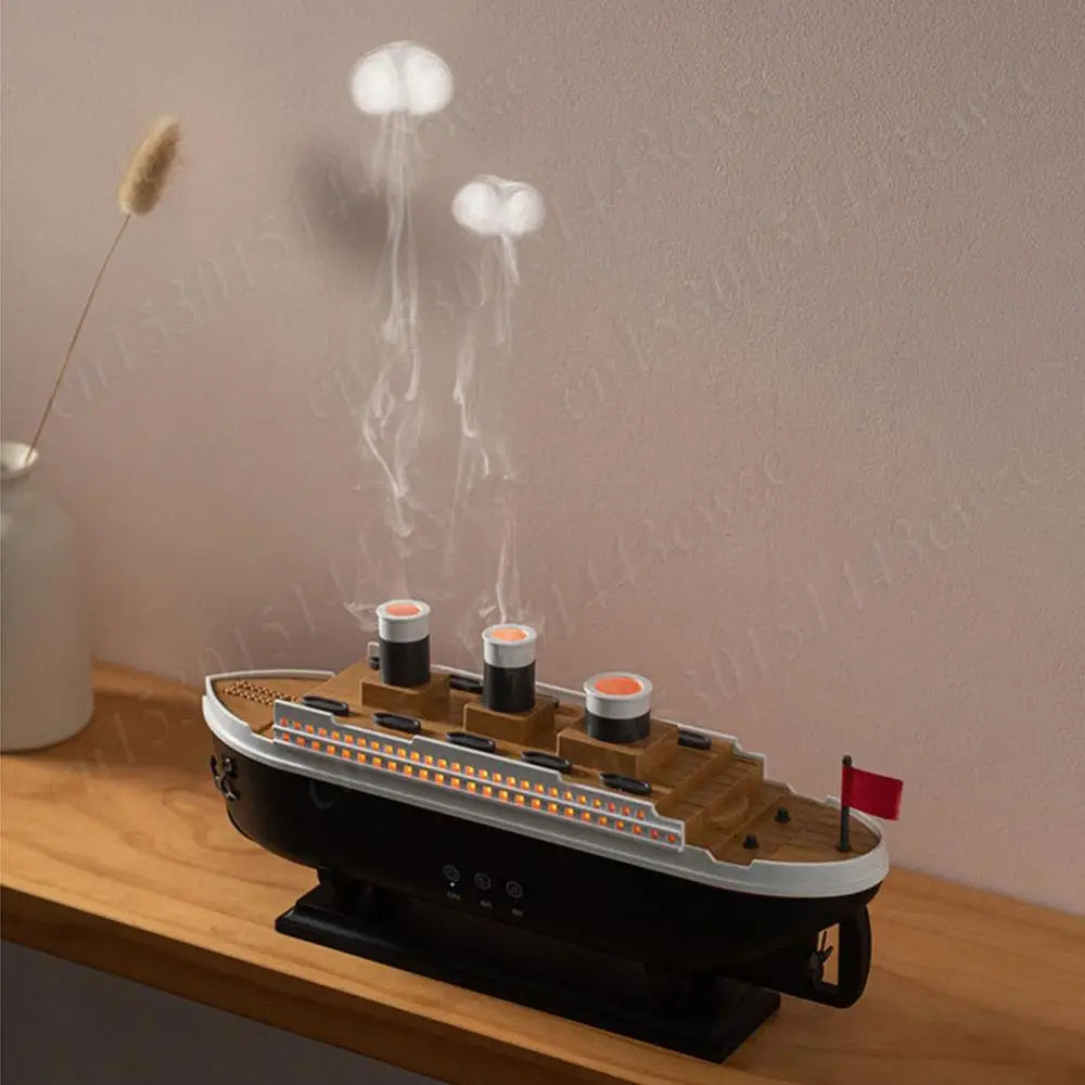 Ship Model Decoration Air Humidifier 250ml Ocean Liner Essential Oil Diffuser Jellyfish Smoke Ring Spray Aroma Diffuser For Home